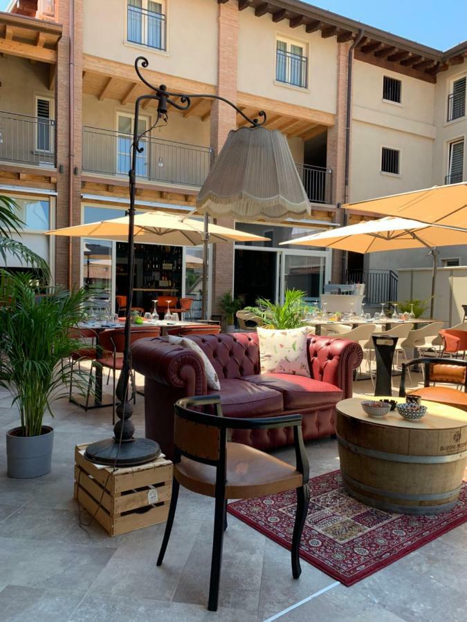 Hill Colle - Camere & Bistrot Erbusco Eksteriør bilde